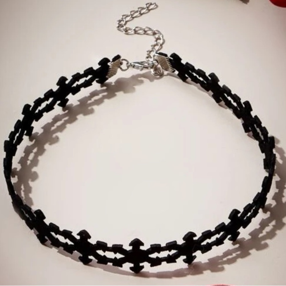 🖤 Awesome geometric Fun pattern choker 🖤 - Picture 3 of 7
